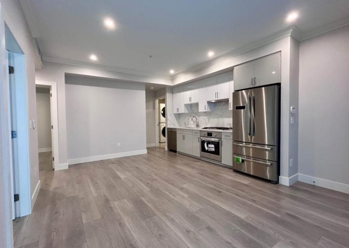 Photo 4 at 38 - 7567 Oak Street, South Granville, Vancouver West