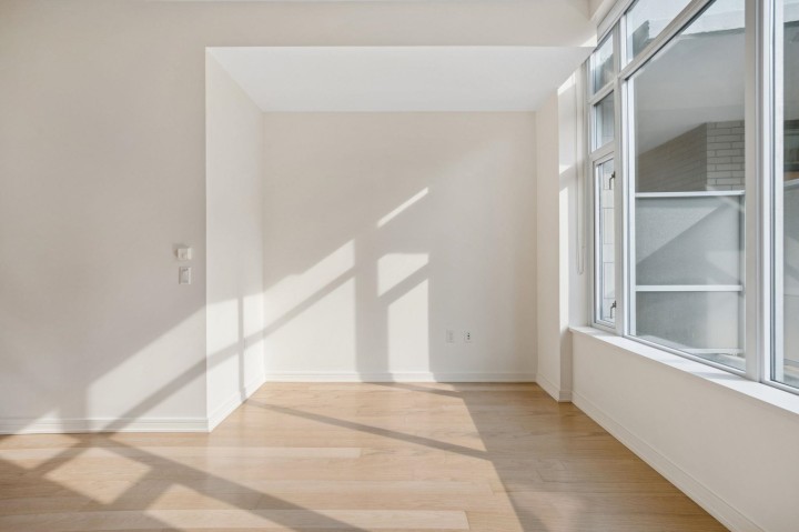 Photo 8 at 407 - 77 Walter Hardwick Avenue, False Creek, Vancouver West