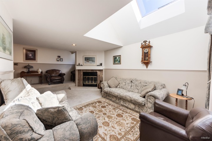 Photo 7 at 2141 W 47th Avenue, Kerrisdale, Vancouver West