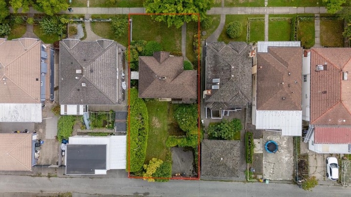 Photo 27 at 4805 Inverness Street, Knight, Vancouver East