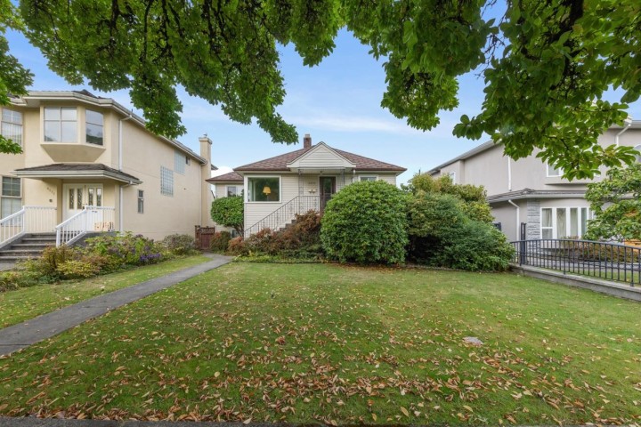 Photo 26 at 4805 Inverness Street, Knight, Vancouver East