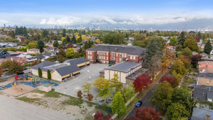 Photo 30 at 4805 Inverness Street, Knight, Vancouver East