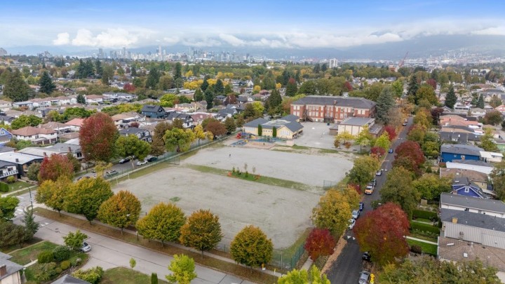 Photo 29 at 4805 Inverness Street, Knight, Vancouver East