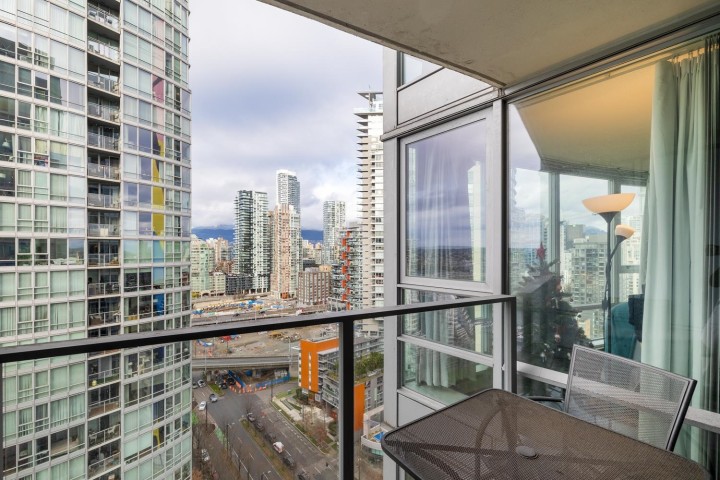 Photo 7 at 2706 - 1438 Richards Street, Yaletown, Vancouver West