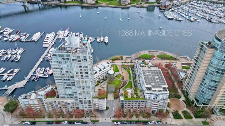 Photo 2 at 906 - 1288 Marinaside Crescent, Yaletown, Vancouver West