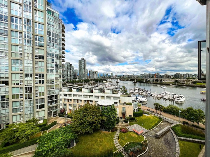 Photo 24 at 906 - 1288 Marinaside Crescent, Yaletown, Vancouver West