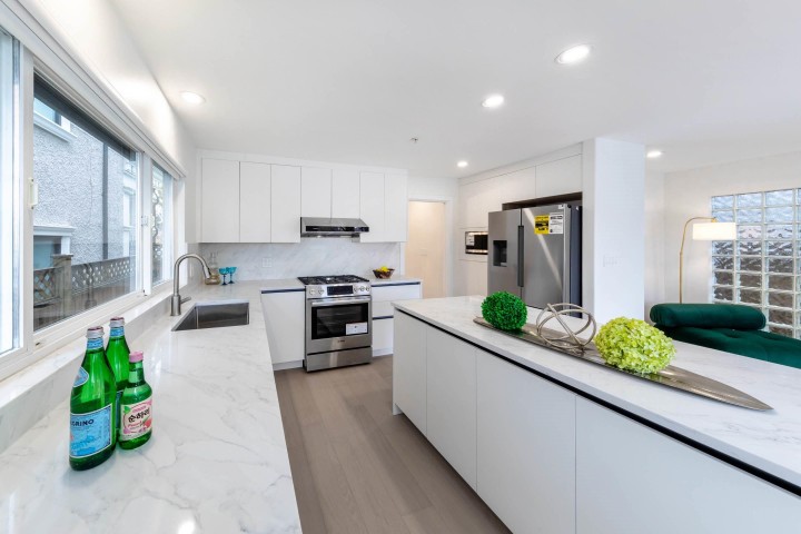 Photo 10 at 3727 W 22nd Avenue, Dunbar, Vancouver West