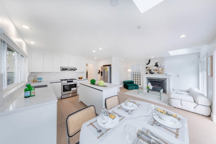 Photo 11 at 3727 W 22nd Avenue, Dunbar, Vancouver West