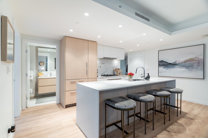 Photo 12 at 706 - 1500 Fern Street, Lynnmour, North Vancouver