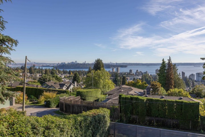 Photo 32 at 2234 Palmerston Avenue, Dundarave, West Vancouver