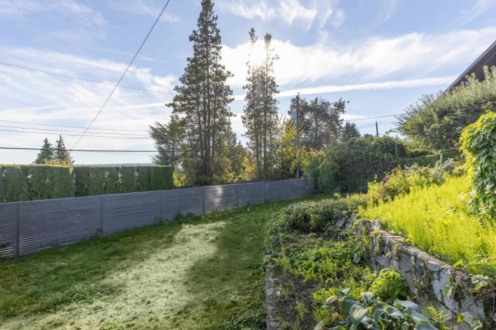 Photo 38 at 2234 Palmerston Avenue, Dundarave, West Vancouver