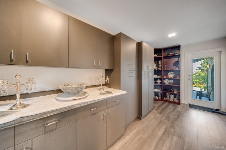 Photo 12 at 1135 Groveland Court, British Properties, West Vancouver