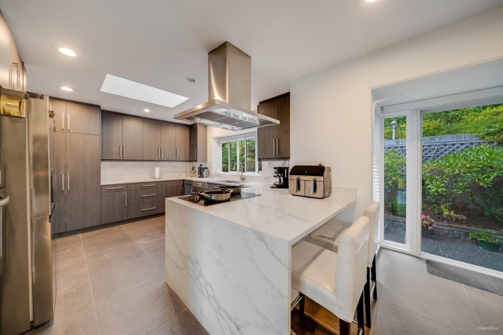 Photo 22 at 1135 Groveland Court, British Properties, West Vancouver