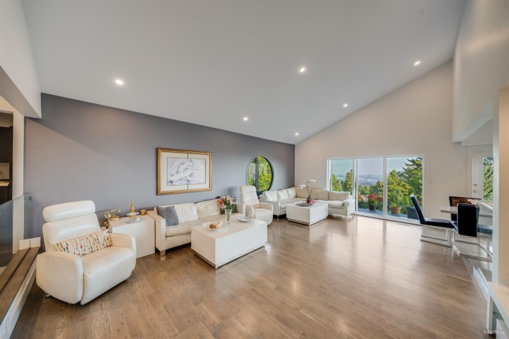 Photo 18 at 1135 Groveland Court, British Properties, West Vancouver