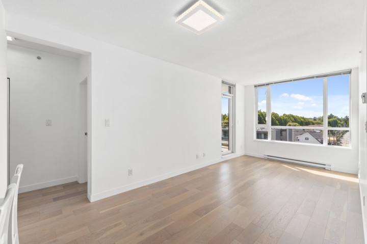 Photo 2 at 505 - 4028 Knight Street, Knight, Vancouver East