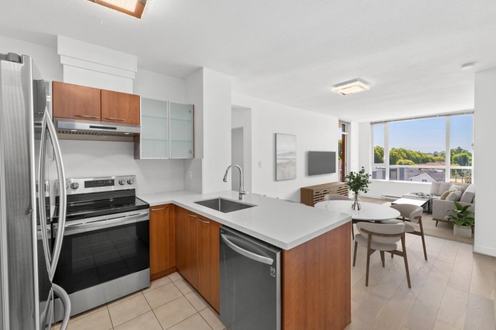 Photo 9 at 505 - 4028 Knight Street, Knight, Vancouver East