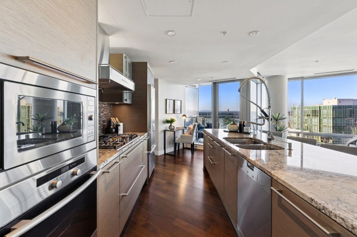 Photo 10 at 3309 - 1111 Alberni Street, West End VW, Vancouver West