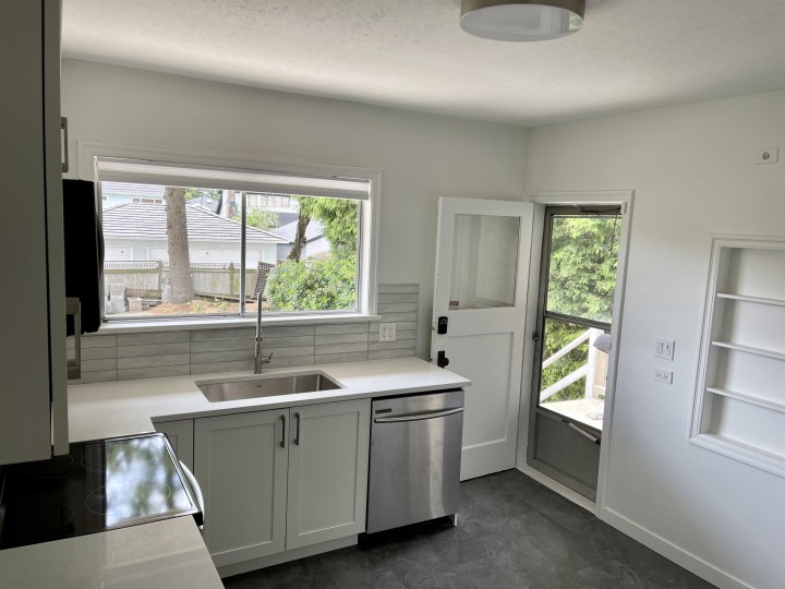 Photo 5 at 34 W 47th Avenue, Oakridge VW, Vancouver West