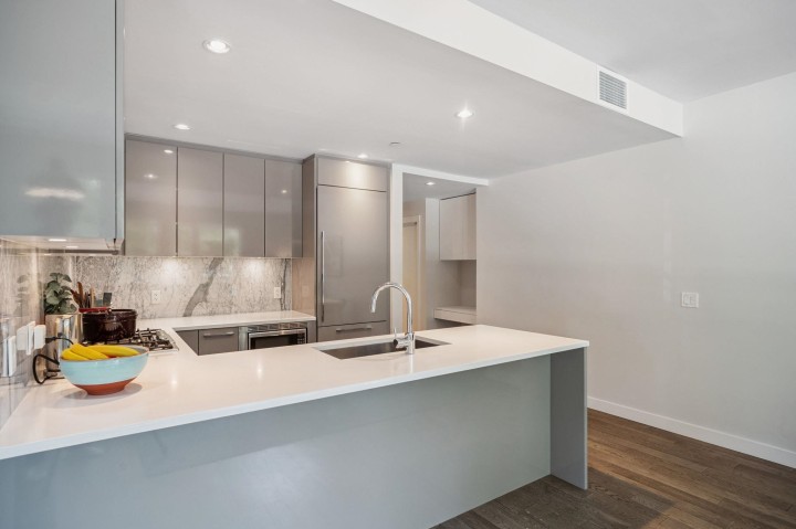 Photo 8 at 110 - 4080 Yukon Street, Cambie, Vancouver West