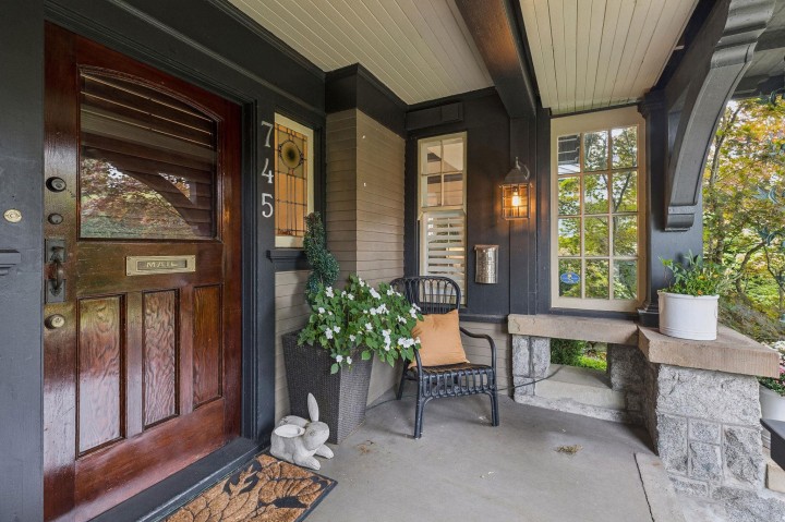 Photo 3 at 745 Grand Boulevard, Boulevard, North Vancouver