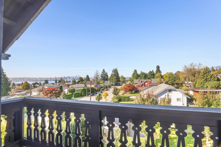 Photo 36 at 745 Grand Boulevard, Boulevard, North Vancouver