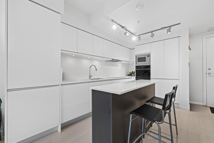 Photo 6 at 604 - 180 E 2nd Avenue, Mount Pleasant VE, Vancouver East