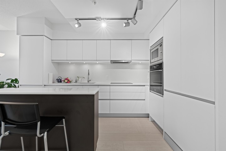 Photo 5 at 604 - 180 E 2nd Avenue, Mount Pleasant VE, Vancouver East