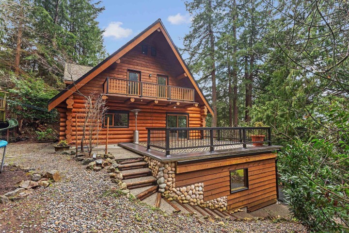 Photo 7 at 325 Bayview Road, Lions Bay, West Vancouver