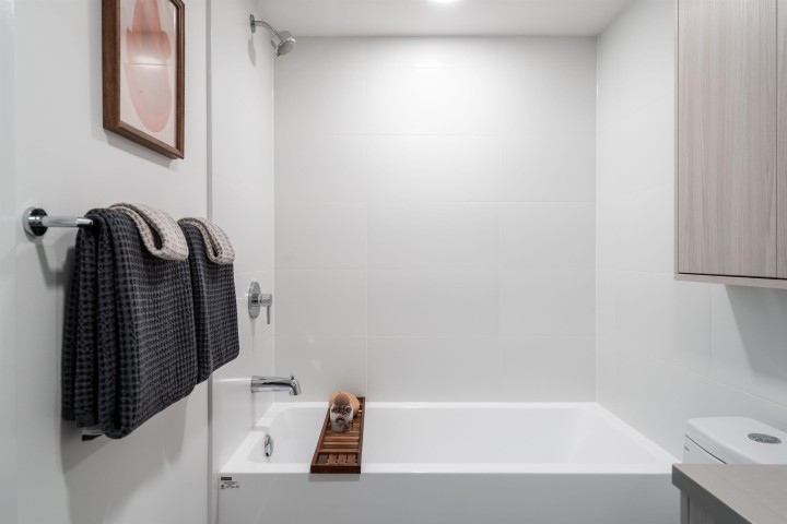 Photo 27 at 204 - 2419 Grant Street, Renfrew VE, Vancouver East