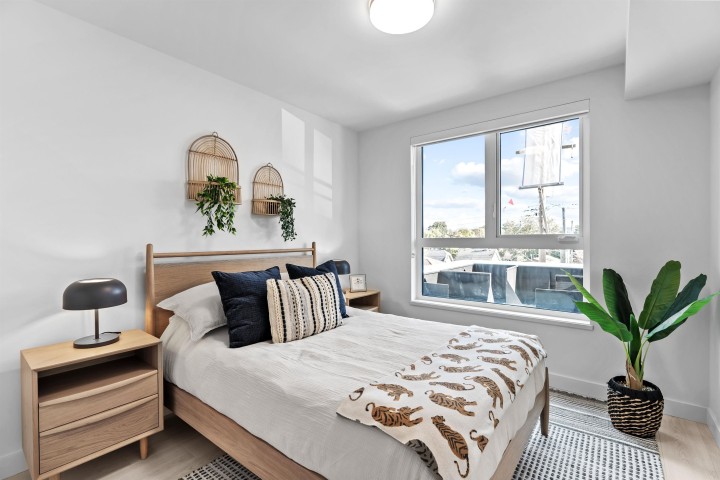 Photo 24 at 204 - 2419 Grant Street, Renfrew VE, Vancouver East