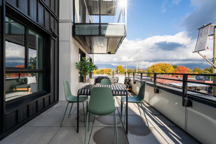 Photo 34 at 204 - 2419 Grant Street, Renfrew VE, Vancouver East