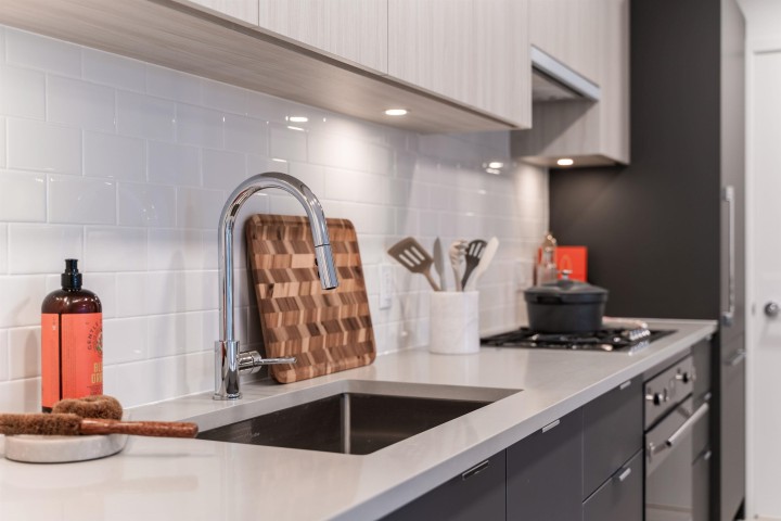 Photo 14 at 204 - 2419 Grant Street, Renfrew VE, Vancouver East