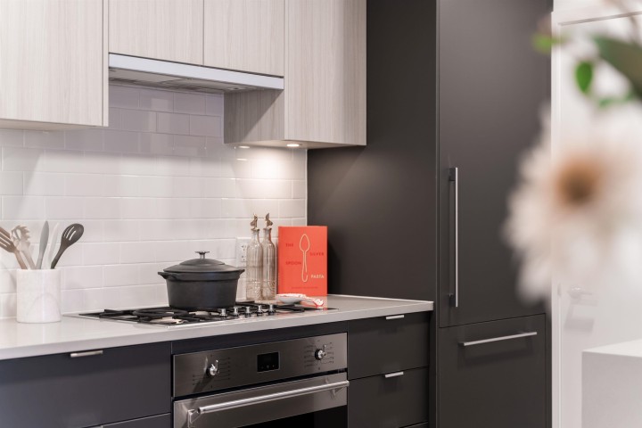 Photo 15 at 204 - 2419 Grant Street, Renfrew VE, Vancouver East