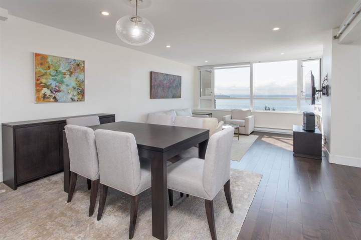 Photo 2 at 1302 - 2203 Bellevue Avenue, Dundarave, West Vancouver