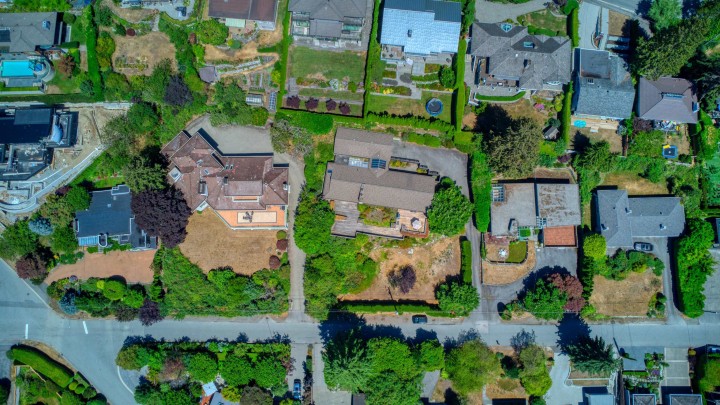 Photo 17 at 2237 Palmerston Avenue, Queens, West Vancouver