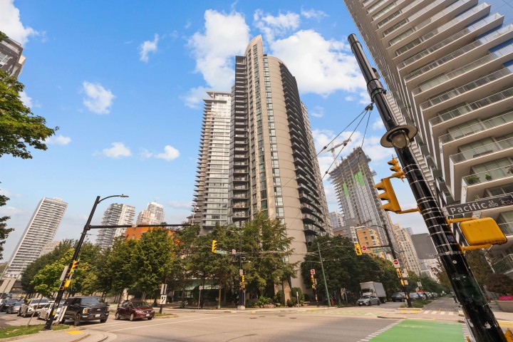 Photo 26 at 603 - 501 Pacific Street, Downtown VW, Vancouver West