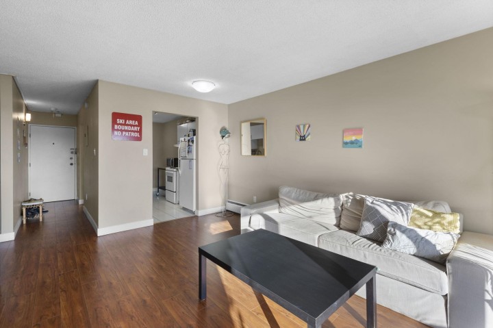 Photo 7 at 337 - 340 W 3rd Street, Lower Lonsdale, North Vancouver