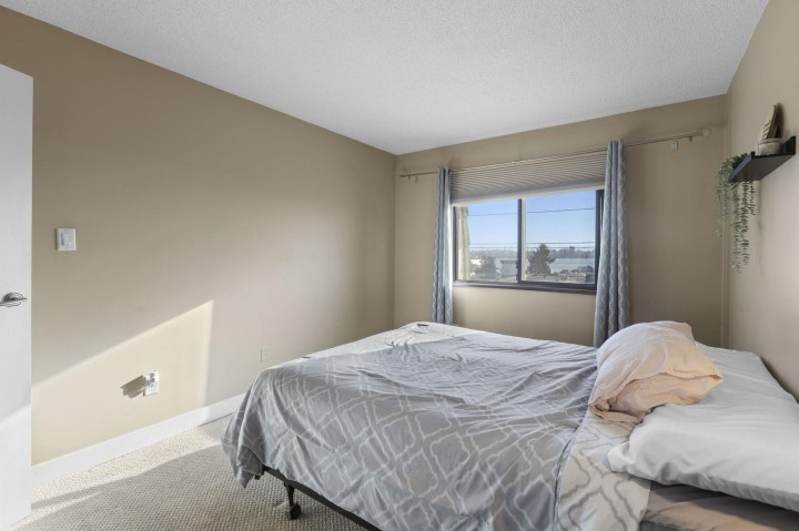 Photo 20 at 337 - 340 W 3rd Street, Lower Lonsdale, North Vancouver