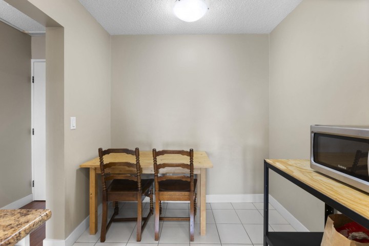 Photo 15 at 337 - 340 W 3rd Street, Lower Lonsdale, North Vancouver