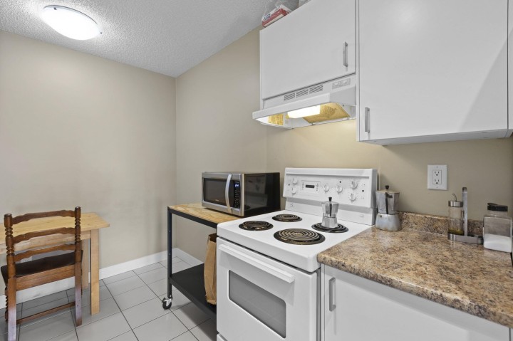 Photo 11 at 337 - 340 W 3rd Street, Lower Lonsdale, North Vancouver