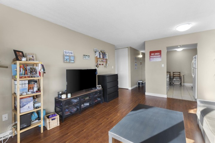 Photo 8 at 337 - 340 W 3rd Street, Lower Lonsdale, North Vancouver