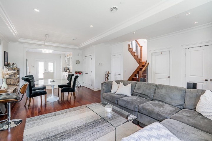 Photo 9 at 4438 Ontario Street, Main, Vancouver East