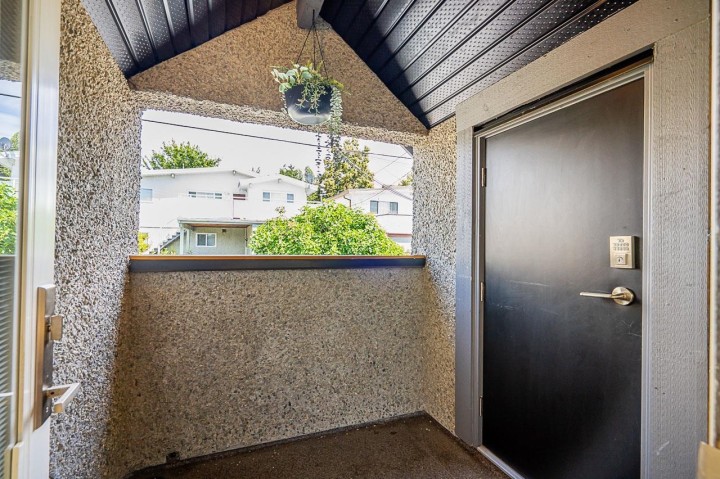 Photo 30 at 4438 Ontario Street, Main, Vancouver East