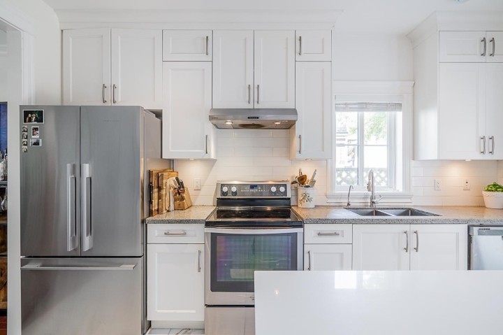 Photo 14 at 4438 Ontario Street, Main, Vancouver East