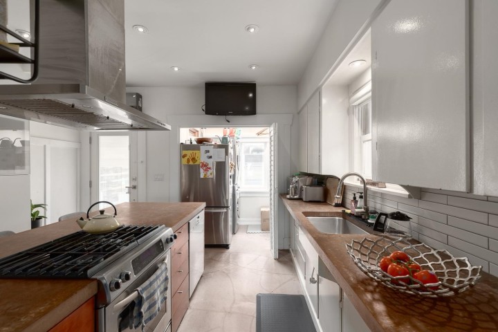 Photo 15 at 2988 Point Grey Road, Kitsilano, Vancouver West