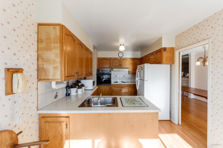 Photo 10 at 2716 E 49th Avenue, Killarney VE, Vancouver East