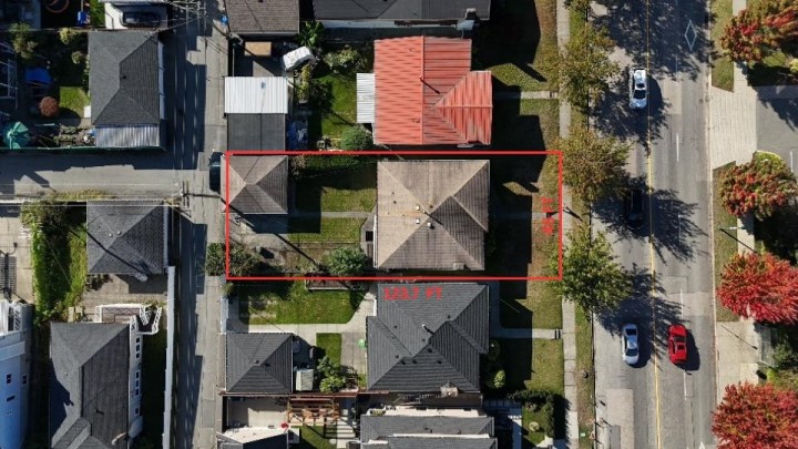 Photo 4 at 2716 E 49th Avenue, Killarney VE, Vancouver East