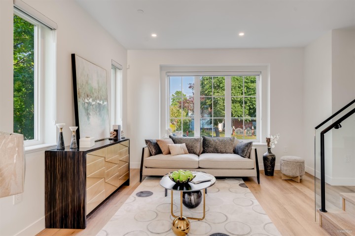 Photo 7 at 6709 Fleming Street, Knight, Vancouver East