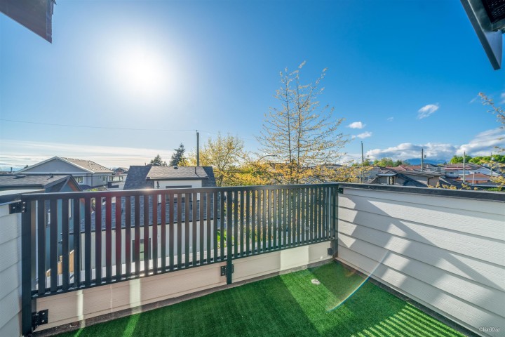 Photo 32 at 6709 Fleming Street, Knight, Vancouver East