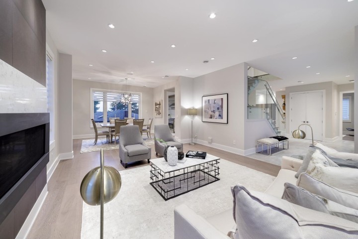 Photo 6 at 517 Granada Crescent, Upper Delbrook, North Vancouver